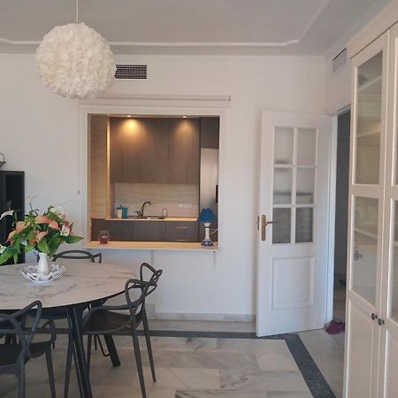 Fuengirola , Beach, Centre ,Balcony With Seaview, For 4 Persons Extérieur photo